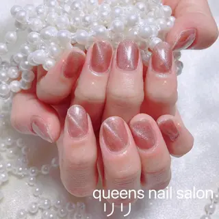 ネイル queensnail 🧸mikiのネイルデザイン