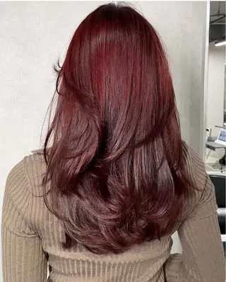 カラー ナカミチ ハルノのヘアスタイル