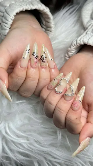 ネイル Julli ジュリのネイルデザイン