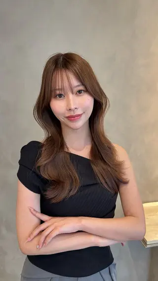 ロング L'EANE THE TOKYO所属・カット無料｜ 青山 ｜髪質改善のヘアスタイル