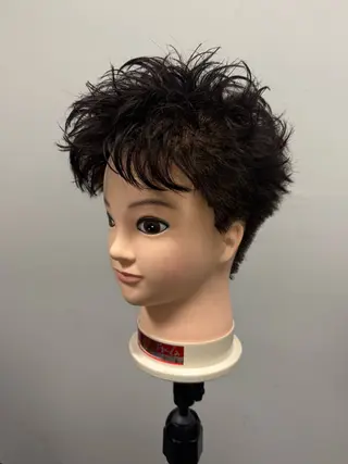 メンズ 本田 有里のヘアスタイル