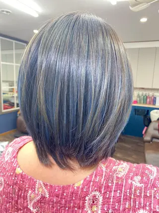 ミディアム ️🫧押上️🫧はな 🫧まとまるショートのヘアスタイル