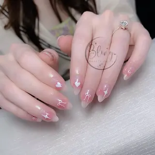 ミディアム Bling Salonのネイルデザイン