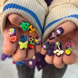 ネイル 栗田 ゆう子のネイルデザイン