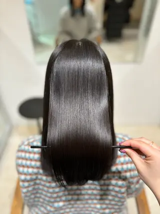 ロング Matilda所属・Mo Moのヘアスタイル