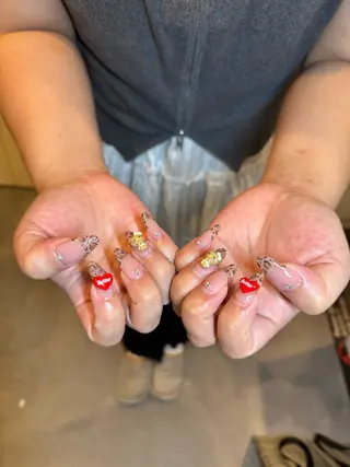 ネイル 濱岡 咲のネイルデザイン
