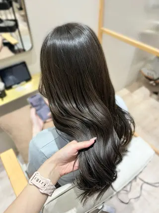 ロング カラー ヘアアレンジ hazuki🐈‍⬛ 透明感カラーのヘアスタイル