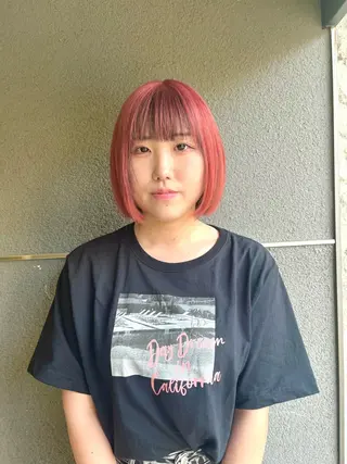 ショート カラー ヘアアレンジ 🩶【推しハイトーン 】yuzu🩶のヘアスタイル