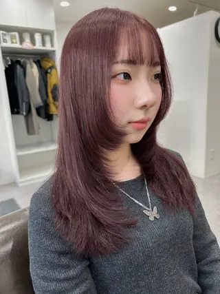 ロング カラー 秋津 琉花のヘアスタイル