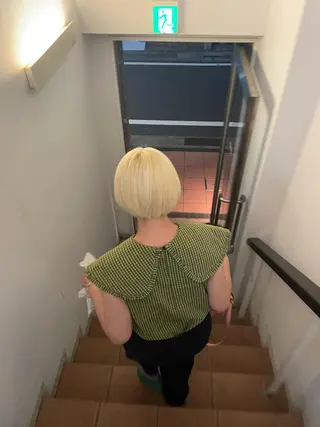 ショート ハイトーンカラー 優海のヘアスタイル