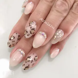 ネイル Azulsou 廣川愛のネイルデザイン