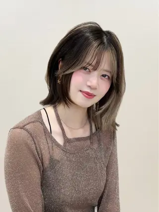 ショート カラー ムラ修正💎 艶髪ハイトーン💎のヘアスタイル