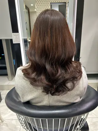 セミロング パーマ コテ巻き風パーマ✨ 韓国ヘア🤎近下菜央のヘアスタイル