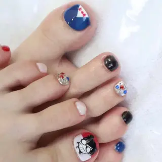 ネイル カラーズビューティサロン所属・ツノスエアヤカ ／つののネイルデザイン