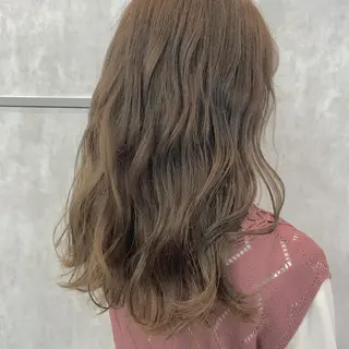 ロング カラー ヘアアレンジ 仲間 菜々世のヘアスタイル