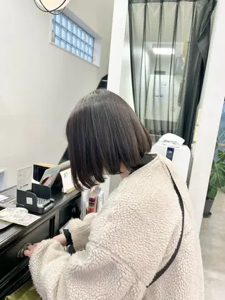 ショート 黒阪 なみのヘアスタイル