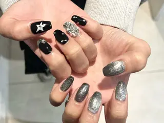 ネイル 金田 純香のネイルデザイン