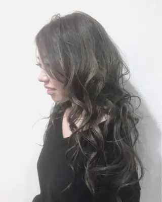 ロング カラー レイヤーカット匠 イソザキノリユキのヘアスタイル