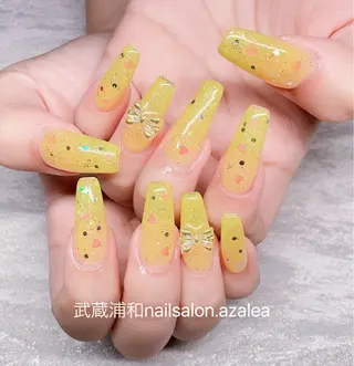 ネイル R inのネイルデザイン