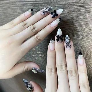 ネイル 💎CC・NaNa 韓国風ネイル🌙Cのネイルデザイン