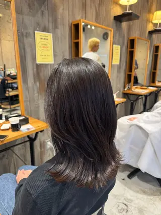 ミディアム カラー 山本 望華のヘアスタイル