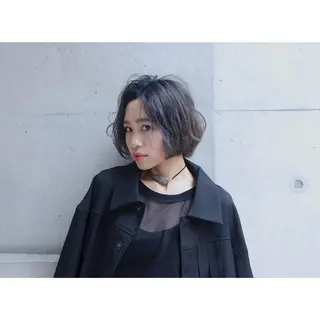 ショート ミディアム カラー 日々所属・谷 大地のヘアスタイル