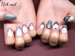 ミディアム ネイル T&A nailのネイルデザイン