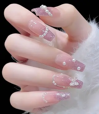 ネイル 小島 阿佑美のネイルデザイン