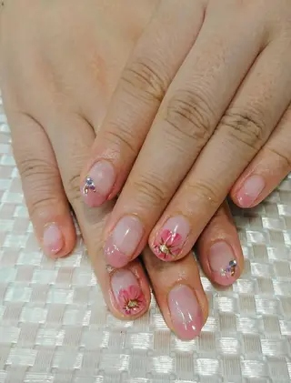 ネイル みー shakushiroのネイルデザイン