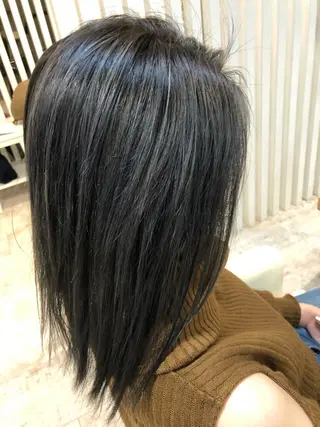 ミディアム カラー Design Color🐰アユミのヘアスタイル