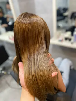 セミロング カラー 山下 裕樹のヘアスタイル