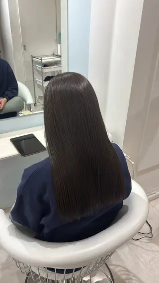 セミロング カラー パーマ 今井 愛歩のマツエク・マツパデザイン