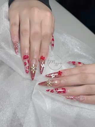 ネイル Maggie Nail🦩のネイルデザイン