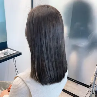 セミロング カラー 前髪顔周りカット 沼田 拓斗のヘアスタイル