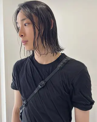 ミディアム メンズ Loom.所属・村上雅人 ナチュラルモードのヘアスタイル