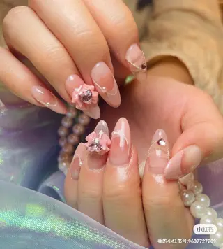 セミロング ninabeauty 新宿のネイルデザイン