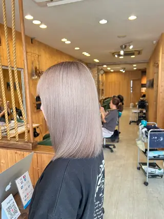 ミディアム 高山 滉太のヘアスタイル