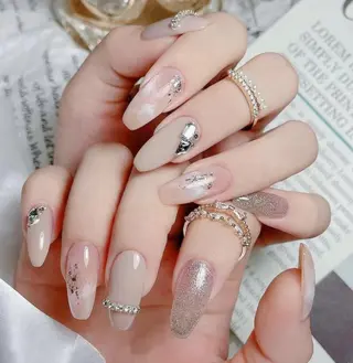 ネイル Queens マオのネイルデザイン