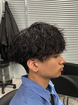 パーマ メンズ 波巻き/ツイスパ/ 短髪/鈴木俊也のヘアスタイル