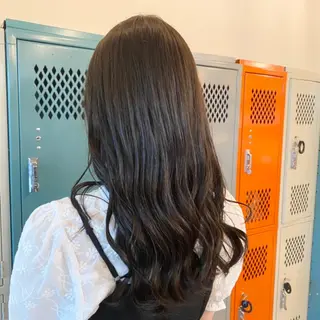 ロング カラー 透明感カラー🌈 菊池 結衣のヘアスタイル