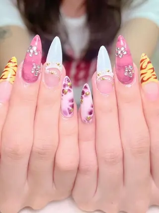 ネイル 💕チップネイル 🩷のネイルデザイン