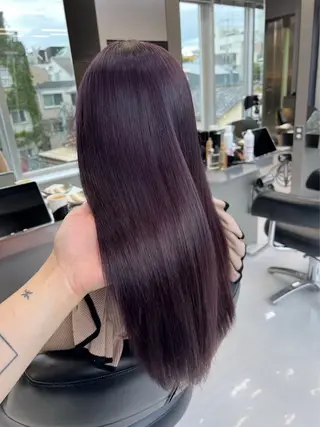 セミロング iki omotesando所属・KIRYU SARAのヘアスタイル