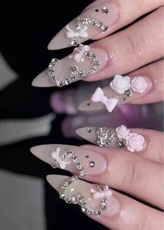 ネイル D-BEAUTY Nailsalonのネイルデザイン