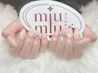 ロング Miu Miu Nail Studio所属・yu naのネイルデザイン