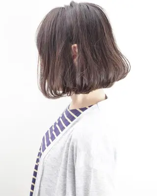 ショート カラー ヘアアレンジ Mariana/ 鶴原-ハイライトのヘアスタイル