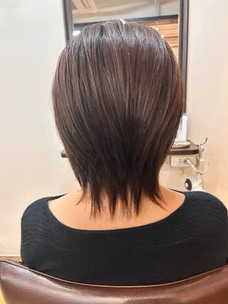 ミディアム カラー canonart上田 里恵のヘアスタイル