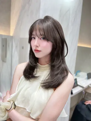 セミロング MOE 福岡韓国ヘア✧︎のヘアスタイル