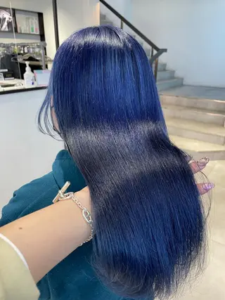 カラー 🎀ボブ+ハイトーン シュカ👶🏻のヘアスタイル