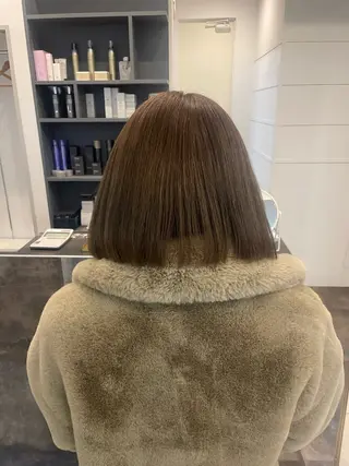 カラー オラプラノ所属・與那覇 有紗のヘアスタイル