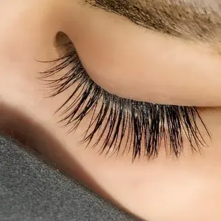 マツエク・マツパ PIECE hair&spa所属・piece♡ megのマツエク・マツパデザイン